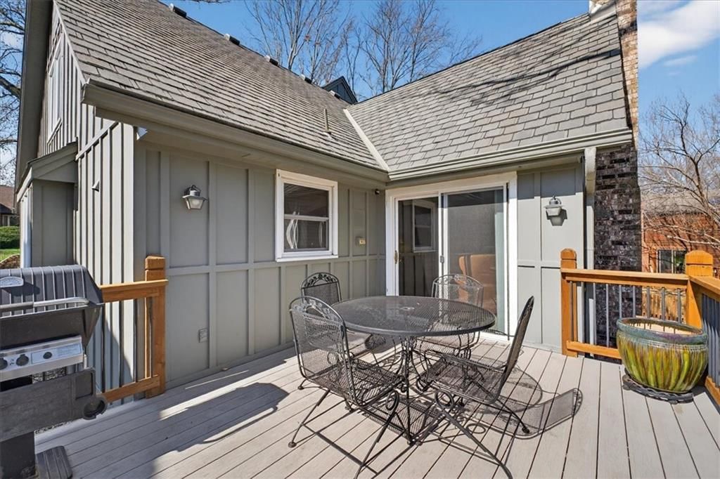 210 Cypress Street — photo 29
