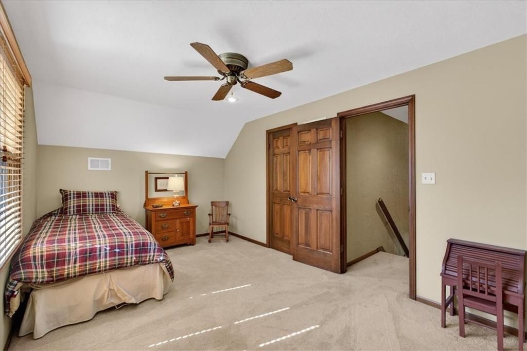 210 Cypress Street — photo 42