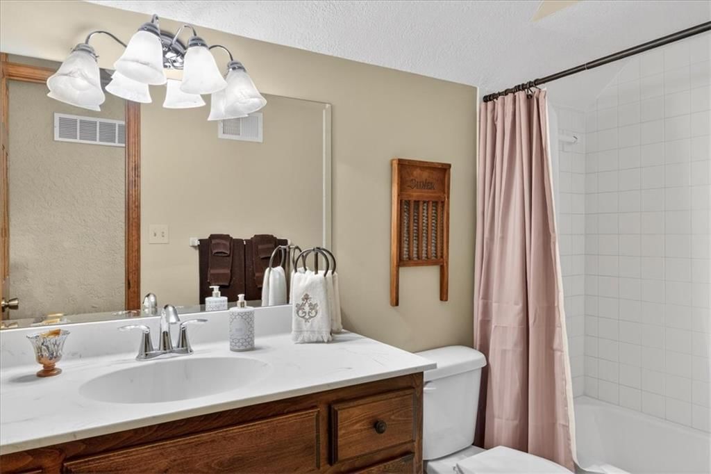 210 Cypress Street — photo 48