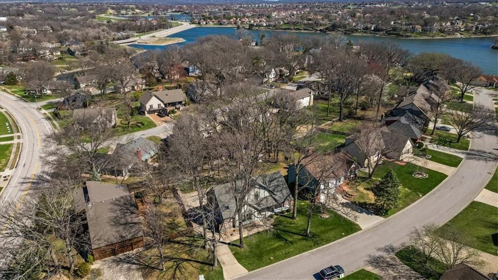 210 Cypress Street — photo 72
