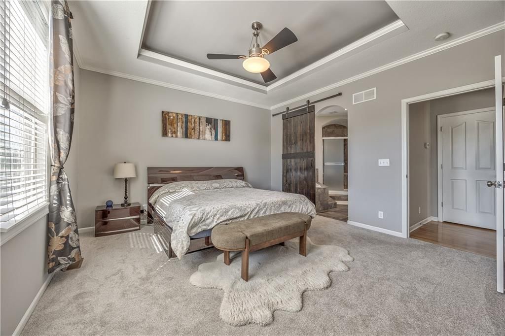 10219 Theden Circle — photo 13