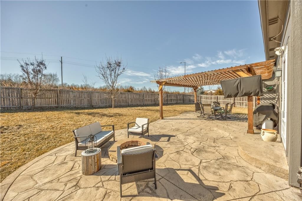 10219 Theden Circle — photo 27
