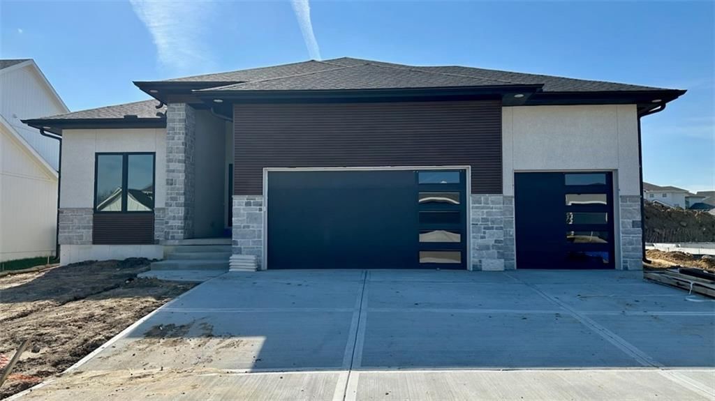 17408 Parkhill Street — photo 3