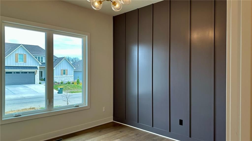 17408 Parkhill Street — photo 22