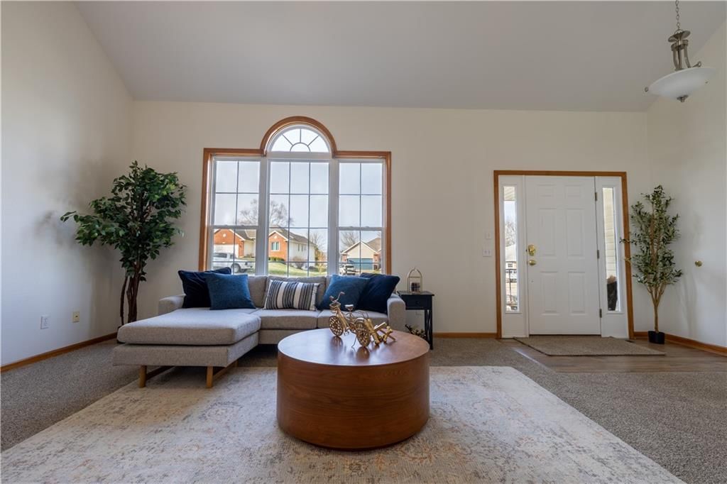 4608 Heatherwood Court — photo 9
