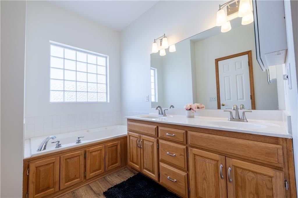 4608 Heatherwood Court — photo 29