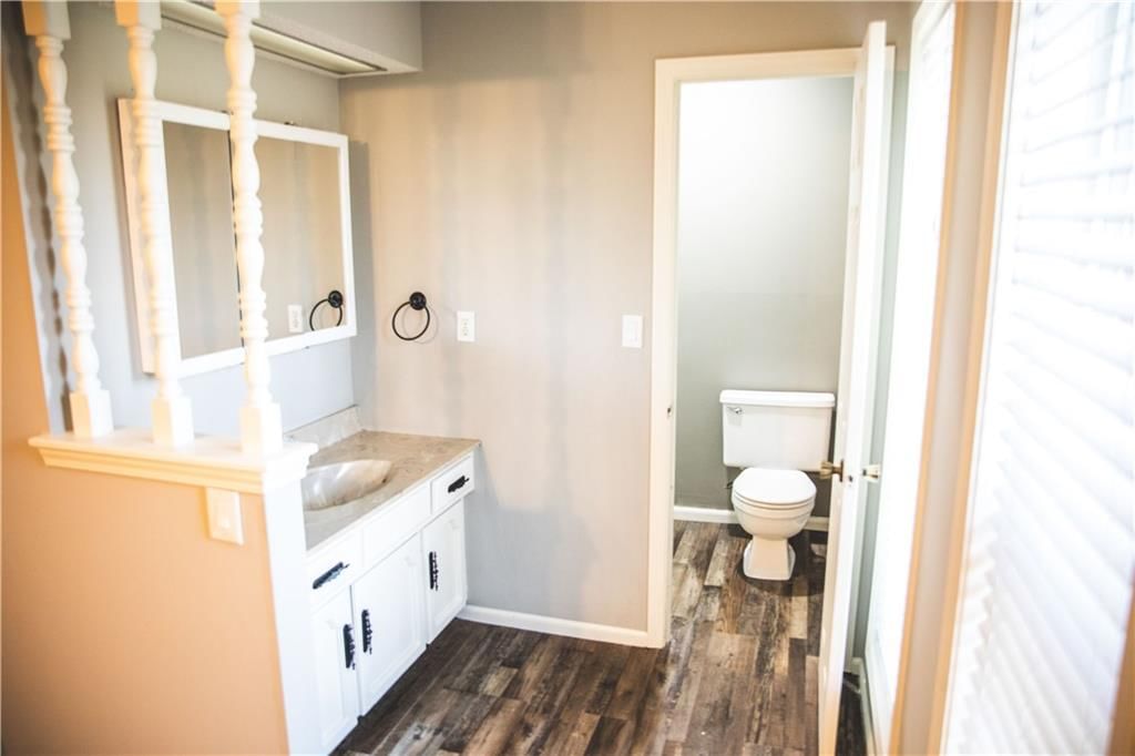 5506 NW Verlin Drive — photo 41