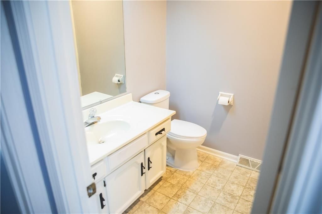 5506 NW Verlin Drive — photo 43