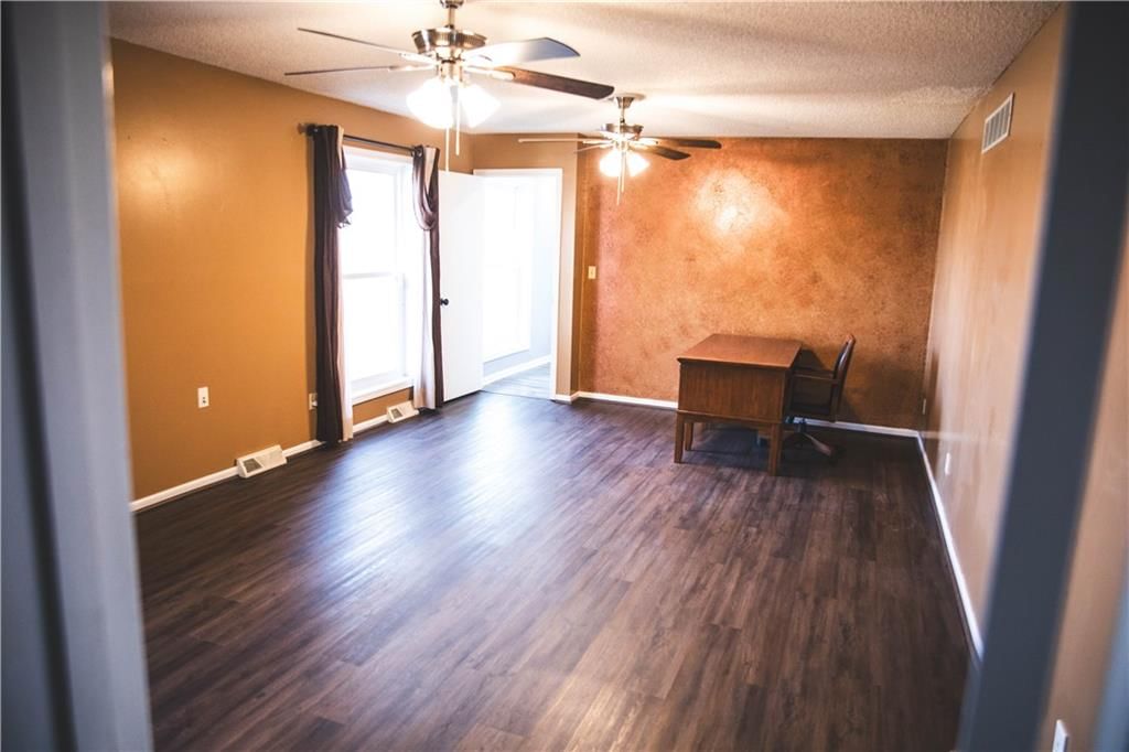 5506 NW Verlin Drive — photo 44