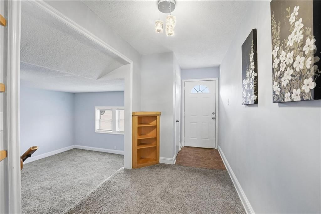 5631 Cambridge Avenue — photo 2