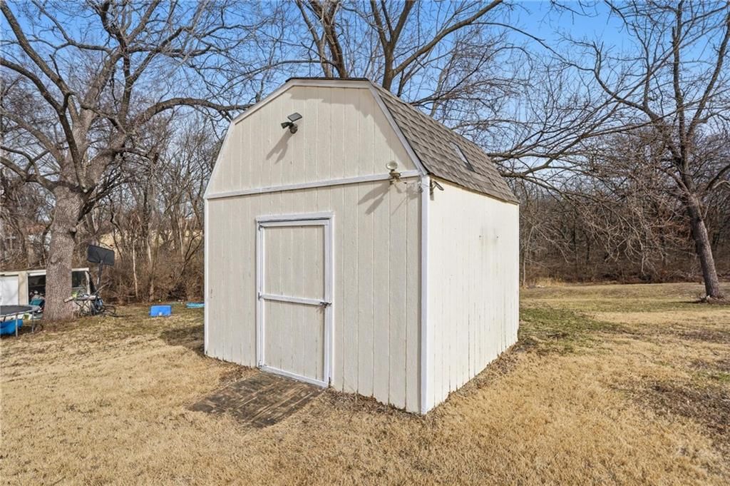 5631 Cambridge Avenue — photo 21