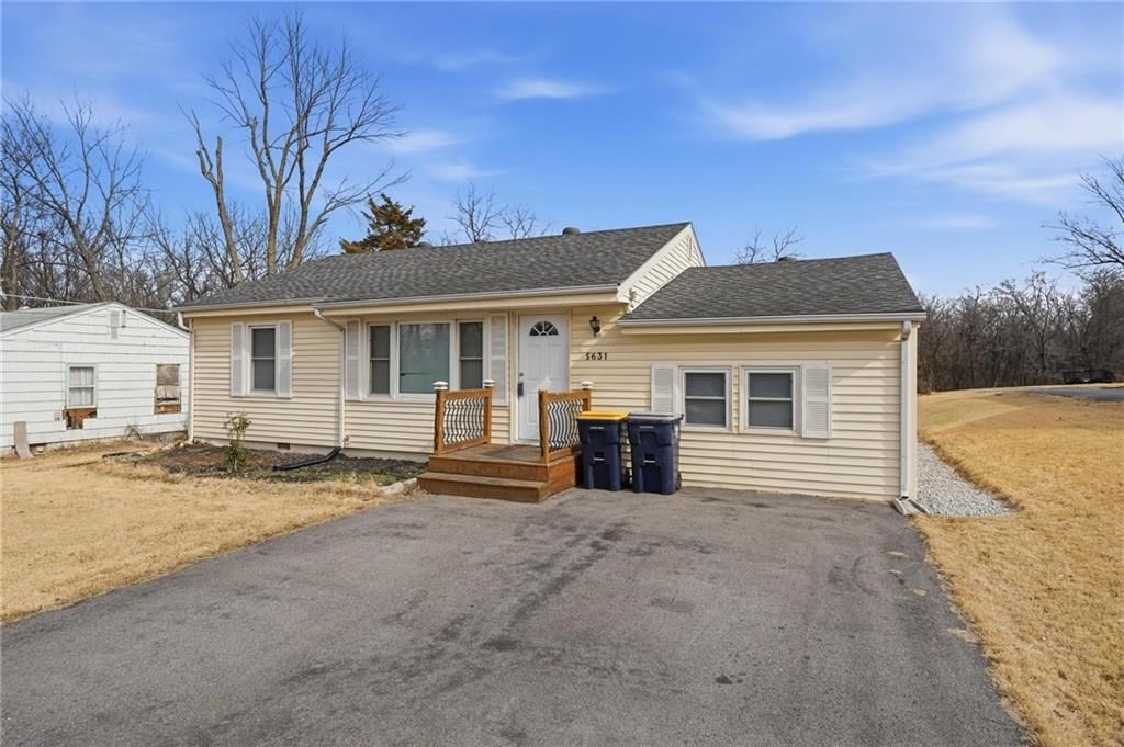5631 Cambridge Avenue — photo 23