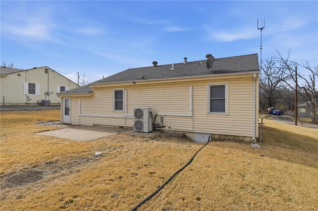5631 Cambridge Avenue — photo 25