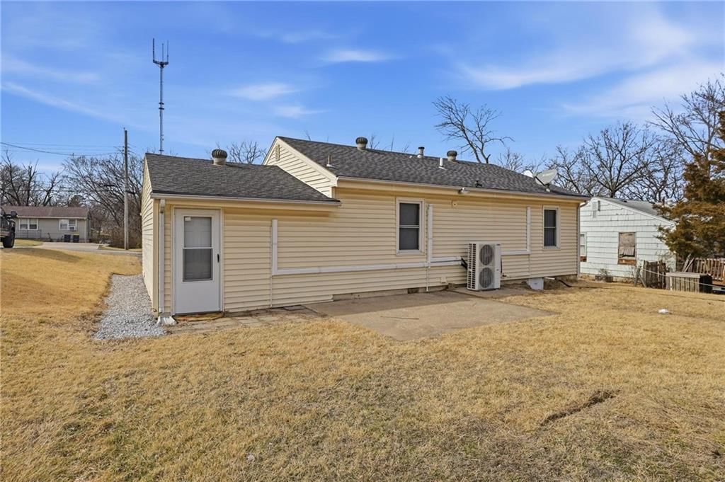 5631 Cambridge Avenue — photo 27