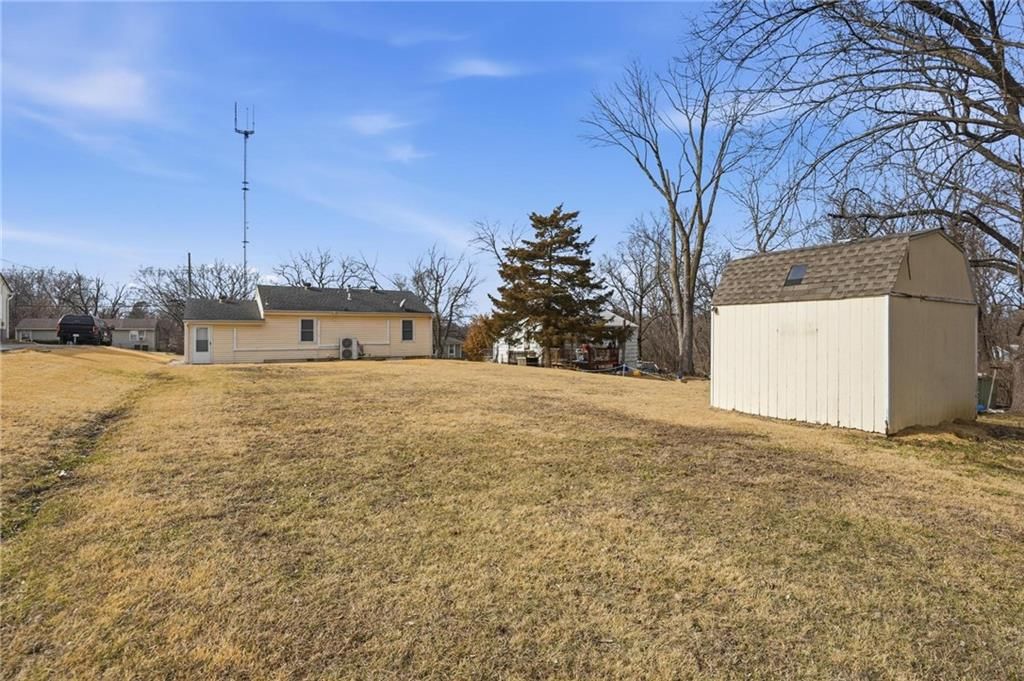 5631 Cambridge Avenue — photo 28