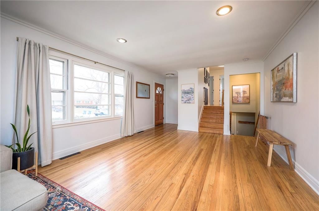 8025 Tomahawk Road — photo 5