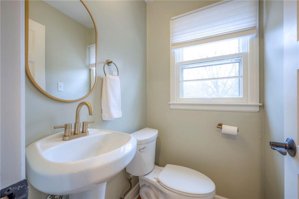 8025 Tomahawk Road — photo 18