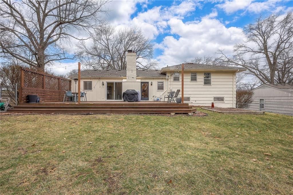 8025 Tomahawk Road — photo 33