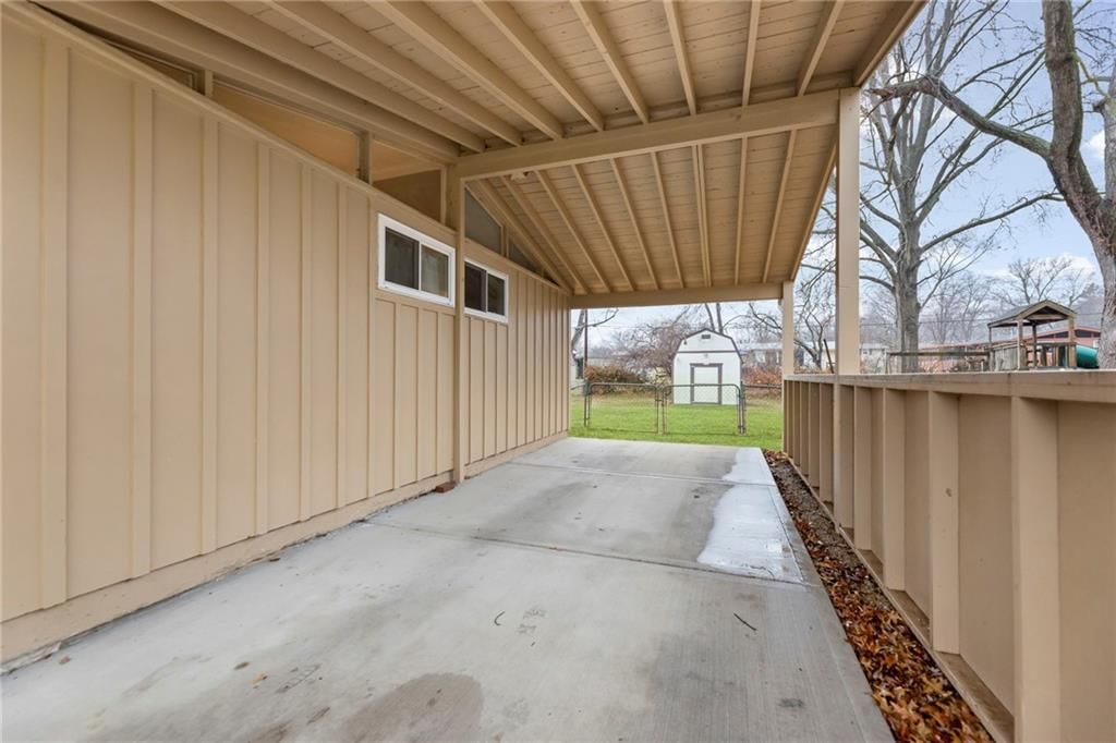 5818 N Garfield Avenue — photo 25