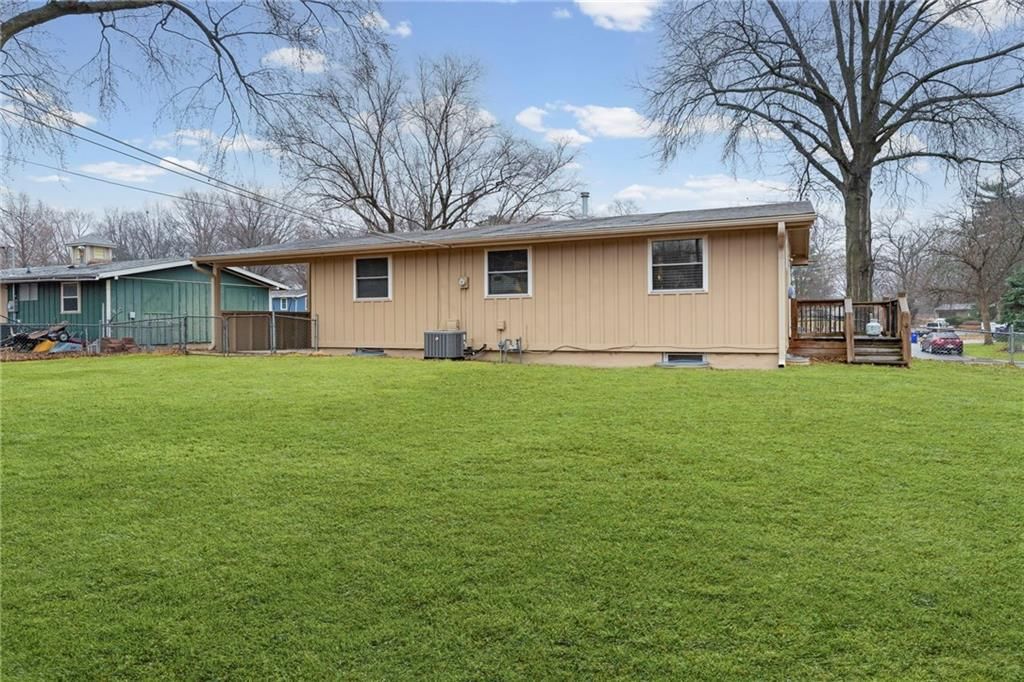 5818 N Garfield Avenue — photo 30