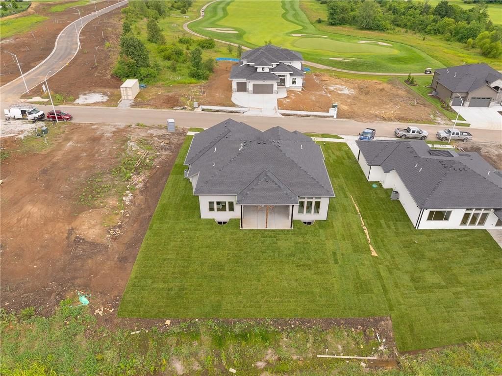 518 Bentwater Drive — photo 5