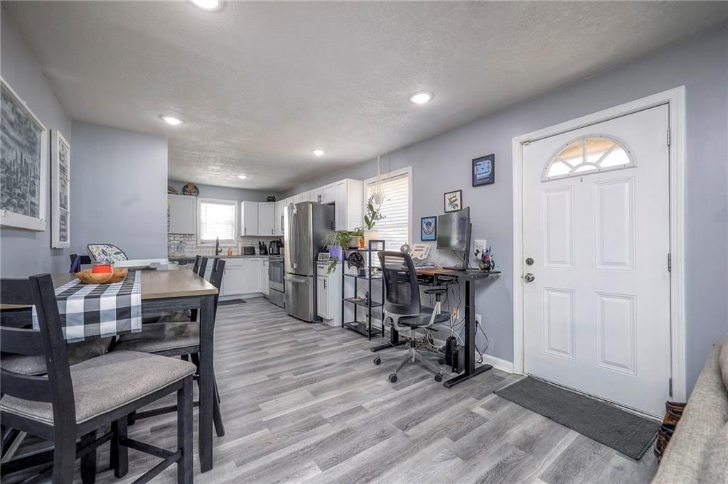8446 Oak Street — photo 22