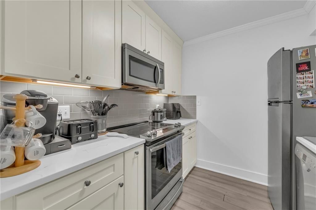 5015 Walnut Street — photo 12