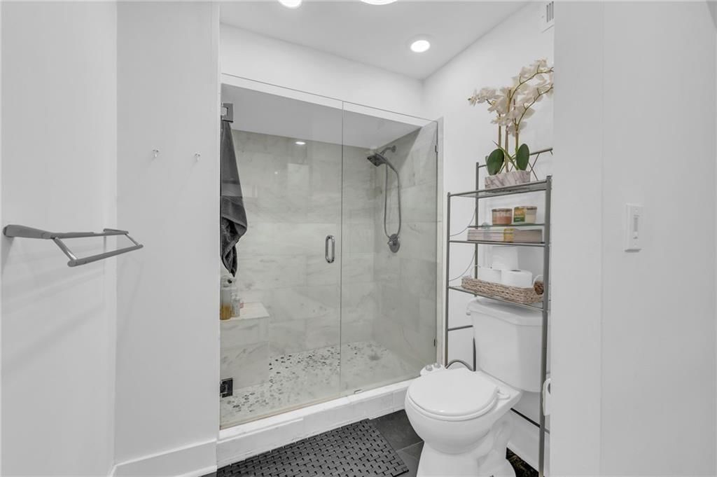 5015 Walnut Street — photo 16