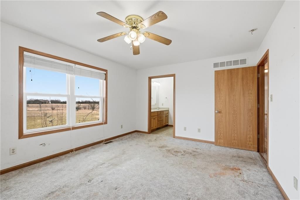 5524 SW Valencia Road — photo 44