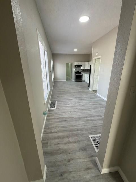 1607 Grand Avenue — photo 4