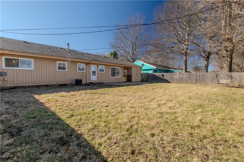 411 Sagebrush Lane — photo 5