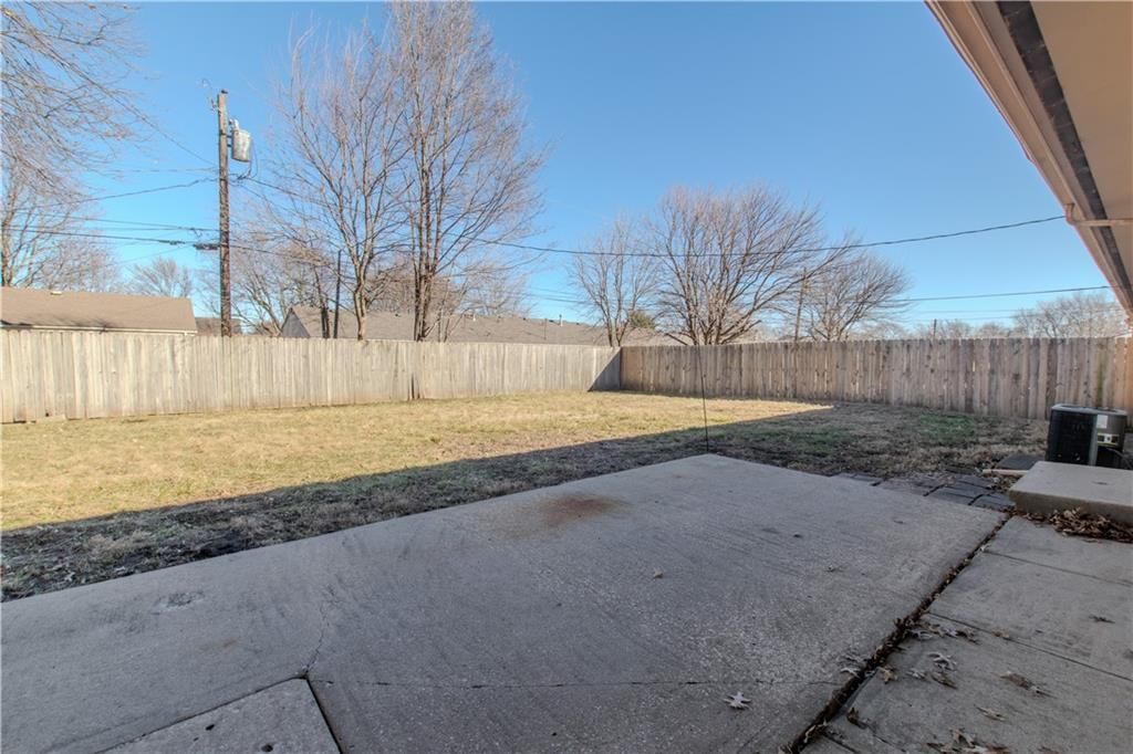 411 Sagebrush Lane — photo 7
