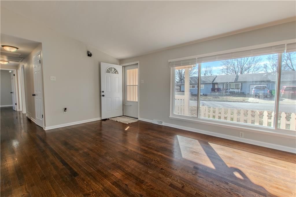 411 Sagebrush Lane — photo 9
