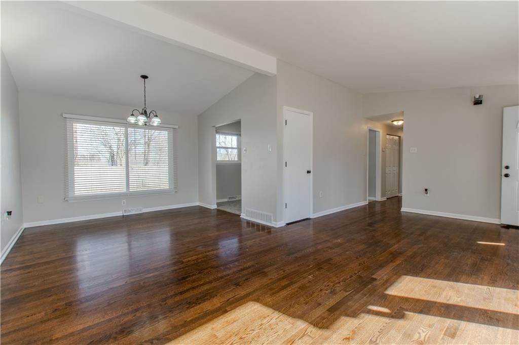 411 Sagebrush Lane — photo 12