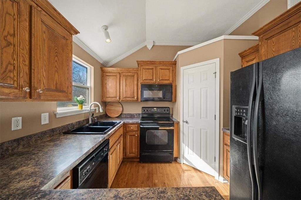 12683 S Belford Street — photo 10
