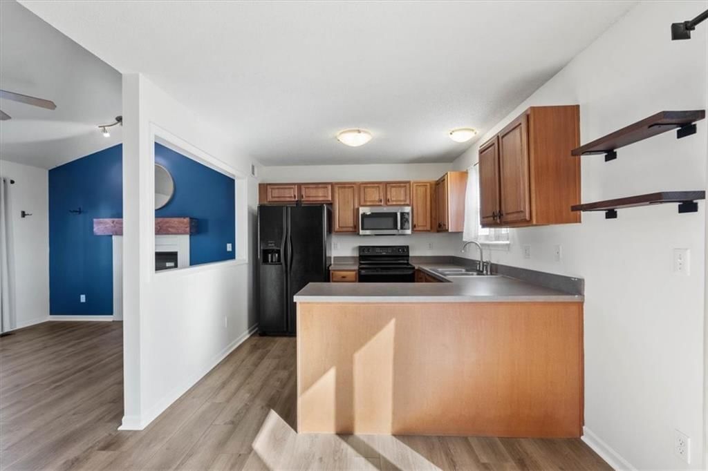 17187 S Dodge Street — photo 10