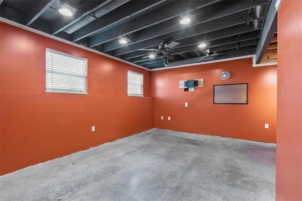 17187 S Dodge Street — photo 24