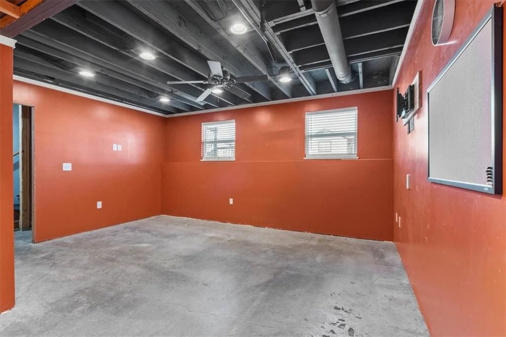 17187 S Dodge Street — photo 25