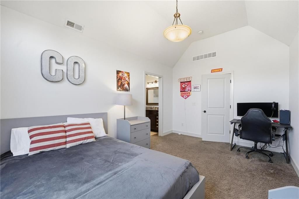 9615 NE 89th Street — photo 36