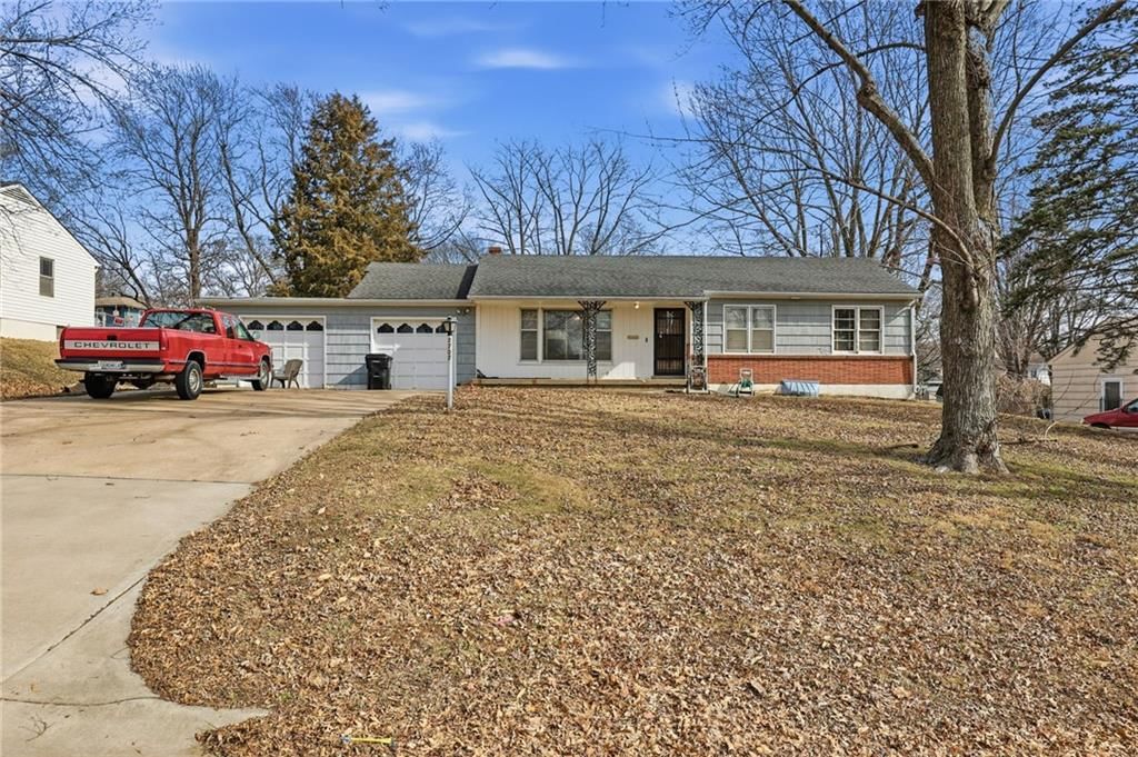 3707 S Canterbury Place — photo 2