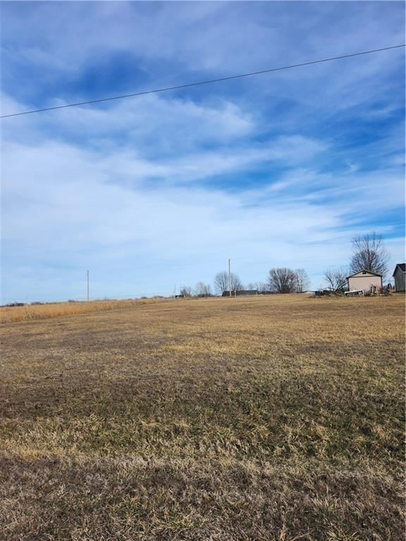 22 Holly Lane, Linn Valley, KS