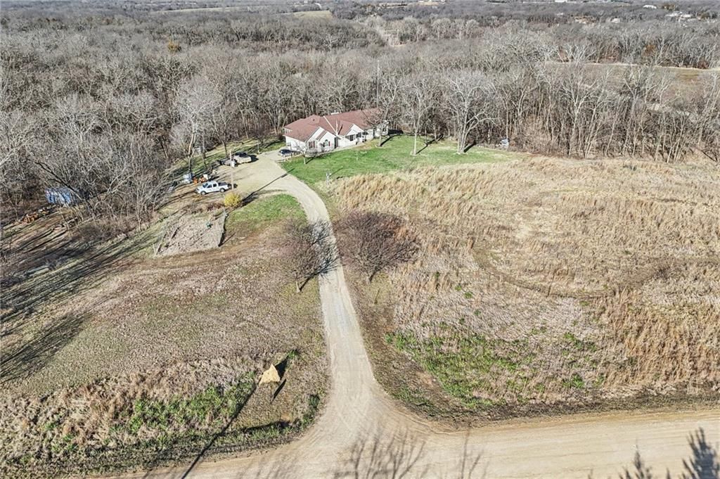 4547 Wallace Road — photo 39