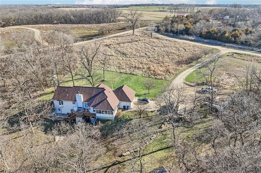 4547 Wallace Road — photo 42