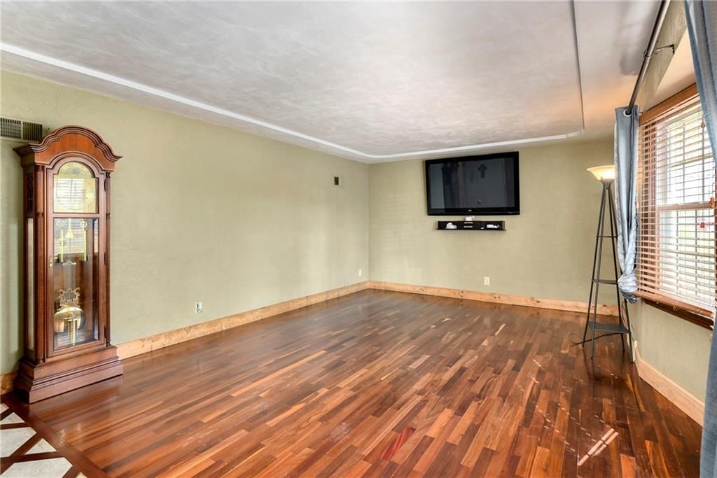 1200 S 81st Street — photo 5
