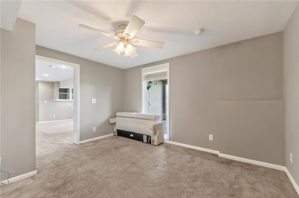 9218 N Virginia Avenue — photo 50