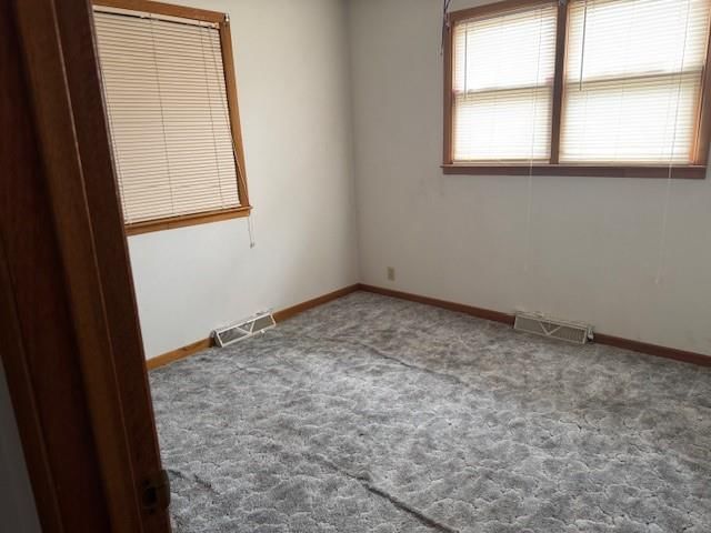 601 E 10th Street — photo 7