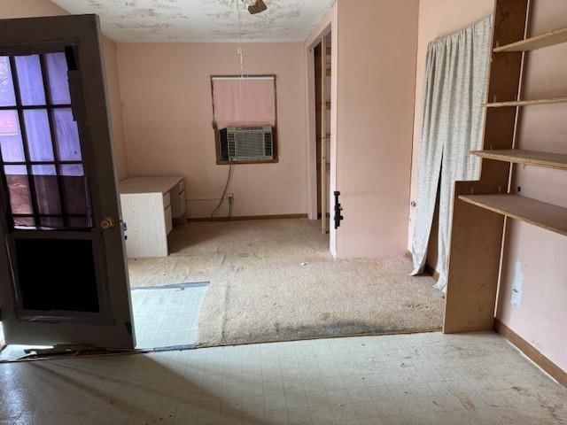 601 E 10th Street — photo 10
