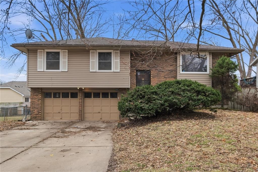 2103 NW 65th Street, Kansas City, MO