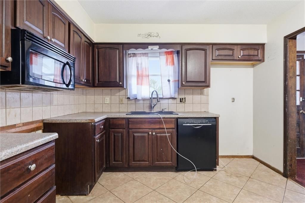 2103 NW 65th Street — photo 11