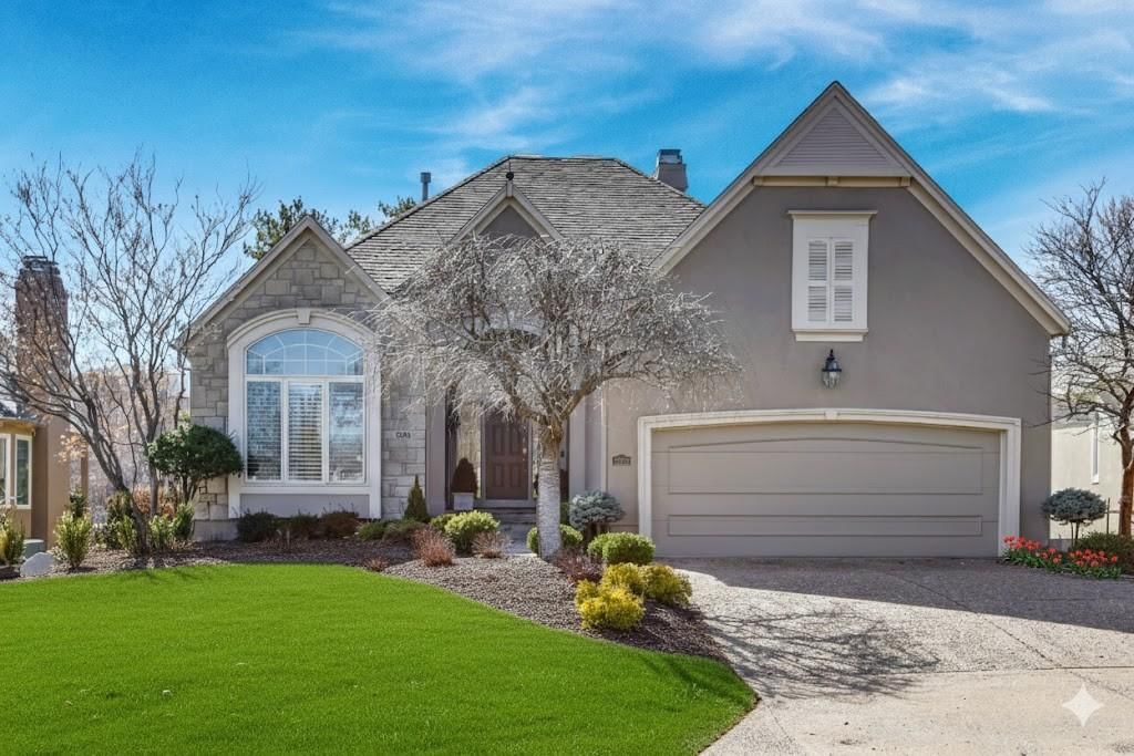 5205 W 116th Street, Leawood, KS